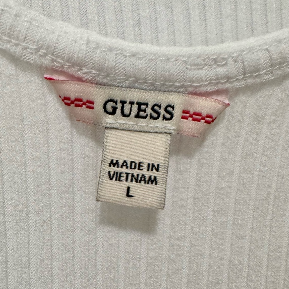 Guess shirt 3/4 sleeve low cut back
